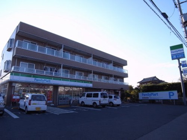 ファミリーマート 浦和大谷口店の画像1