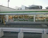 ファミリーマート 神崎川駅西店