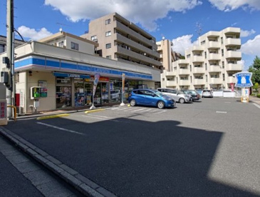 ローソン 多摩山王下一丁目店の画像1