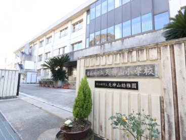 岸和田市立天神山小学校の画像1