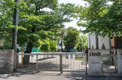 東京都世田谷区立砧中学校の画像1