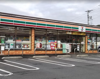 セブンイレブン 鶴ヶ島高倉店の画像1