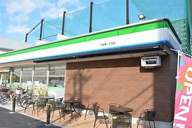 ファミリーマート 今福東一丁目店の画像1