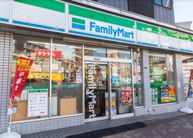 ファミリーマート 墨田菊川駅前店の画像1