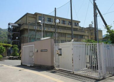 義務教育学校くすは縄手南校（後期課程）の画像1