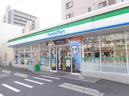 ファミリーマート 博多東住吉店の画像1
