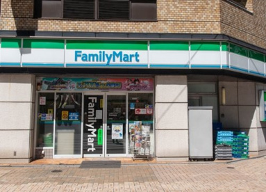 ファミリーマート 茅場町駅東店の画像1