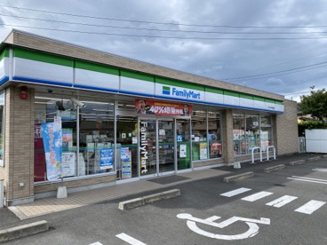 ファミリーマート 大井川中学校前店の画像1