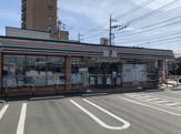セブンイレブン厚木駅前