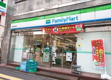 ファミリーマート 秋葉原駅前店の画像1
