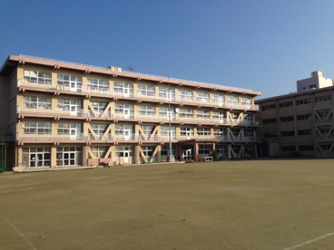 釜小学校の画像1