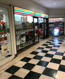 セブンイレブン 聖路加タワー店の画像1