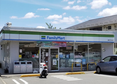 ファミリーマート 練馬平和台店の画像1
