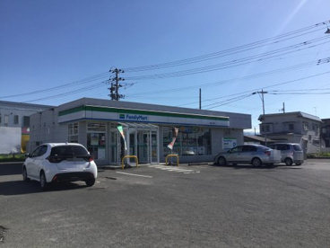 ファミリーマート 外崎五丁目店の画像1