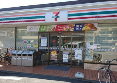 セブンイレブン 川崎登戸西店の画像1