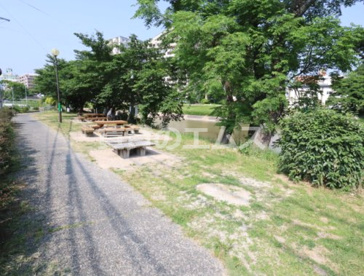 横手1丁目なかよし公園の画像2