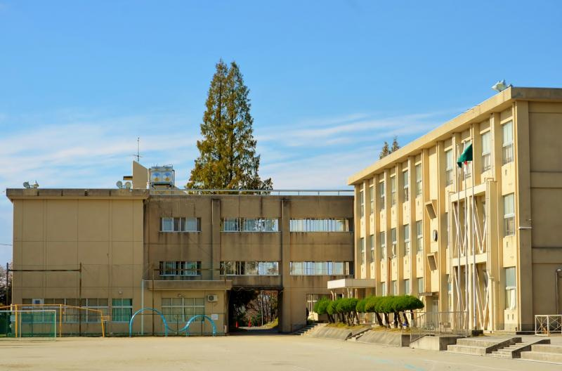 東郷町立東郷小学校の画像