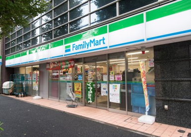 ファミリーマート 杉並桃井店の画像1
