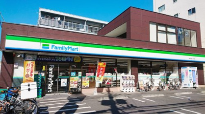 ファミリーマート 中野弥生町二丁目店の画像1