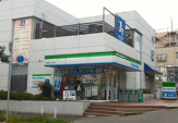 ファミリーマート 北落合二丁目店