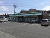ファミリーマート 弘前茜町三丁目店
