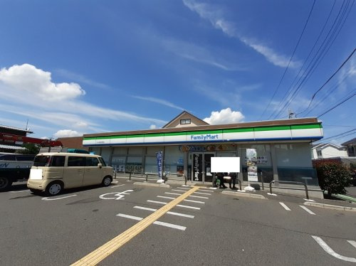 コンビニエンスストア ファミリーマートさいたま堀の内店