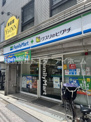 ファミリーマート　薬のヒグチ中野新橋駅前店