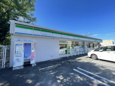 ファミリーマート泉北晴美台二丁目の画像1