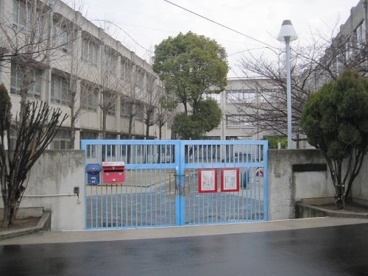 五箇荘東小学校の画像1