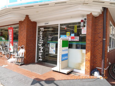 ファミリマート 板橋四葉店の画像2