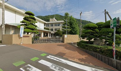 曽保小学校の画像1