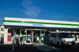 ファミリーマート 横浜反町一丁目店