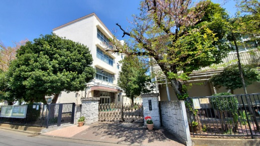 上菅田中学校
