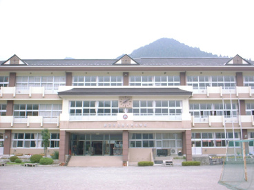 鹿沼市立 西大芦小学校の画像1