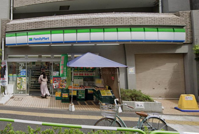 ファミリーマート 板橋駅桜通り店の画像1