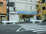 ローソン阪急三国駅前店