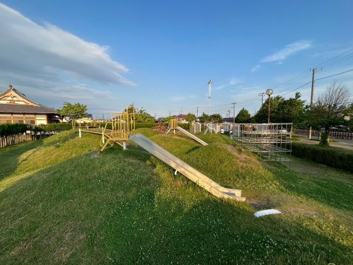 山の公園の画像