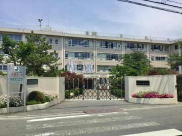 川崎市立宮前平中学校の画像1