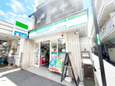 ファミリーマート　白楽駅前店