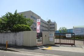 高槻市立如是中学校の画像1