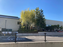 浦安市立中央図書館