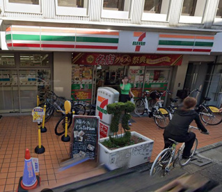 セブン-イレブン 世田谷下北沢駅前店の画像1