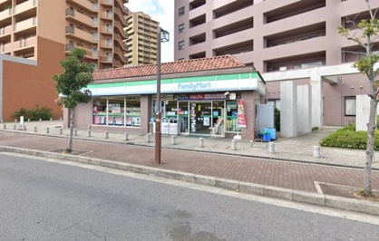 ファミリーマート泉大津なぎさ町店の画像1