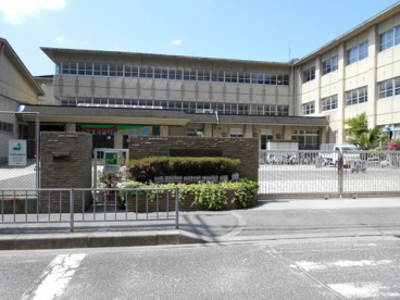 野村中学校の画像1