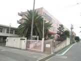 平尾小学校
