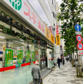 スギ薬局 新宿御苑店