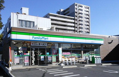 ファミリーマート 臼井駅北口店の画像1