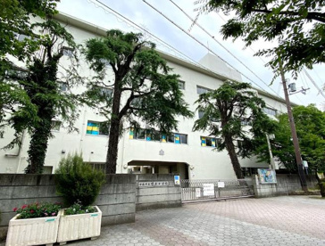 緑丘小学校の画像1