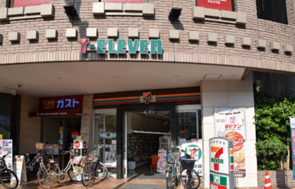 セブンイレブン 北千住駅東口店の画像1