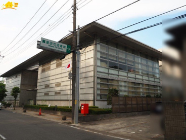 蓮田市図書館の画像1